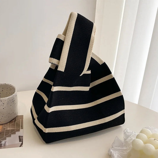 Strickhandtasche - Gestreift