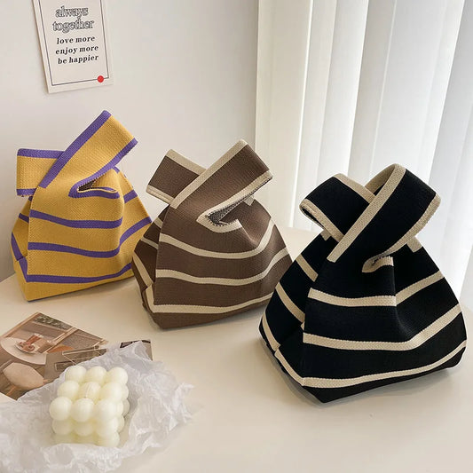 Strickhandtasche in schwarz gelb und braun